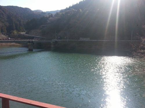 平山の風景 ダム湖