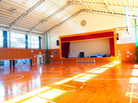 平山体育館
